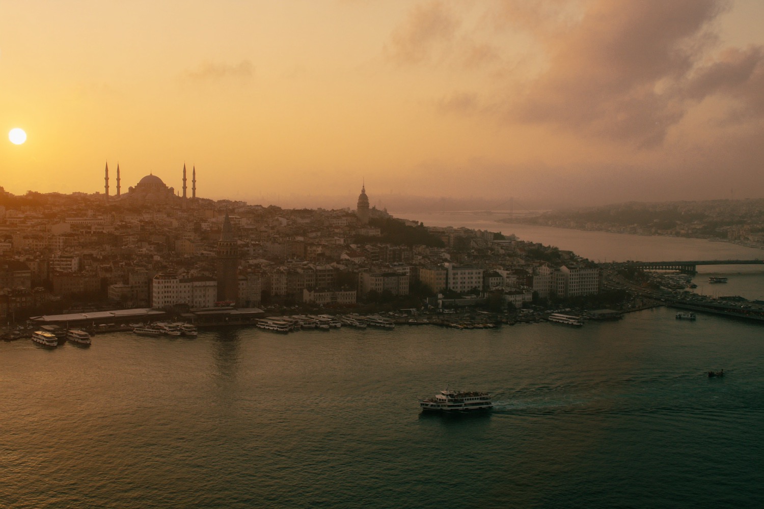 İstanbul'dan Boğaz ve tarihi yarımada manzarası